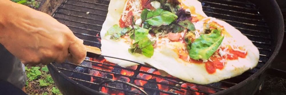 Пицца на гриле