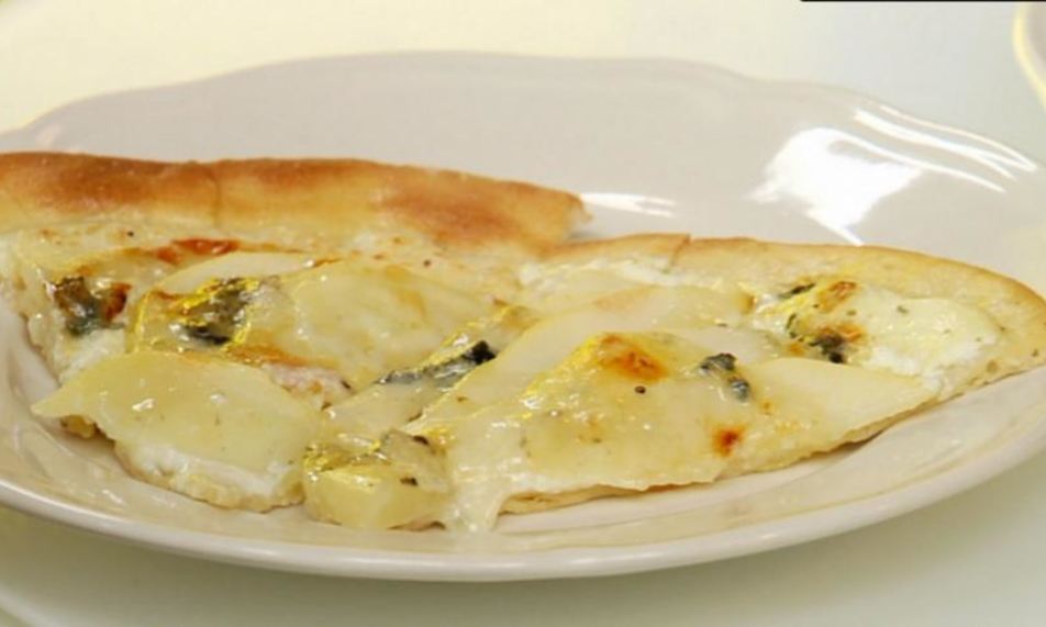 Рецепт пицца с грушей и сыром горгонзола