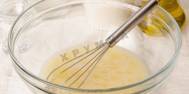 пицца с красной рыбой семгой на дрожжевом тесте