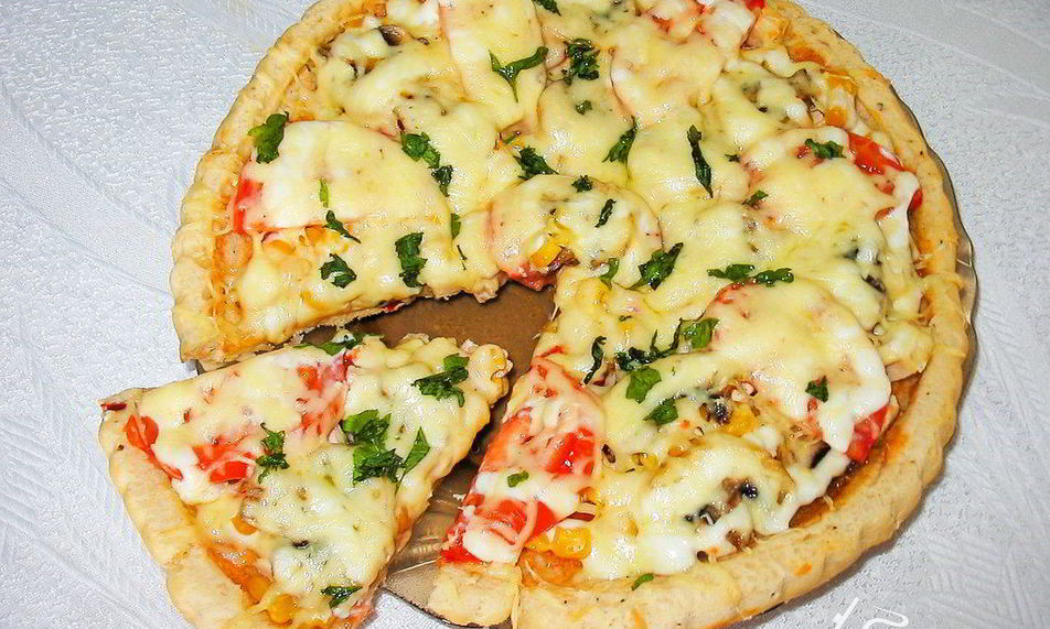 Рецепт пицца с куриной грудкой и шампиньонами