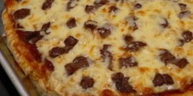 пицца с мясом