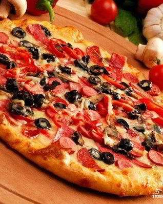 Пицца с помидорами в мультиварке