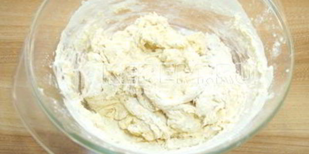 пицца с помидорами