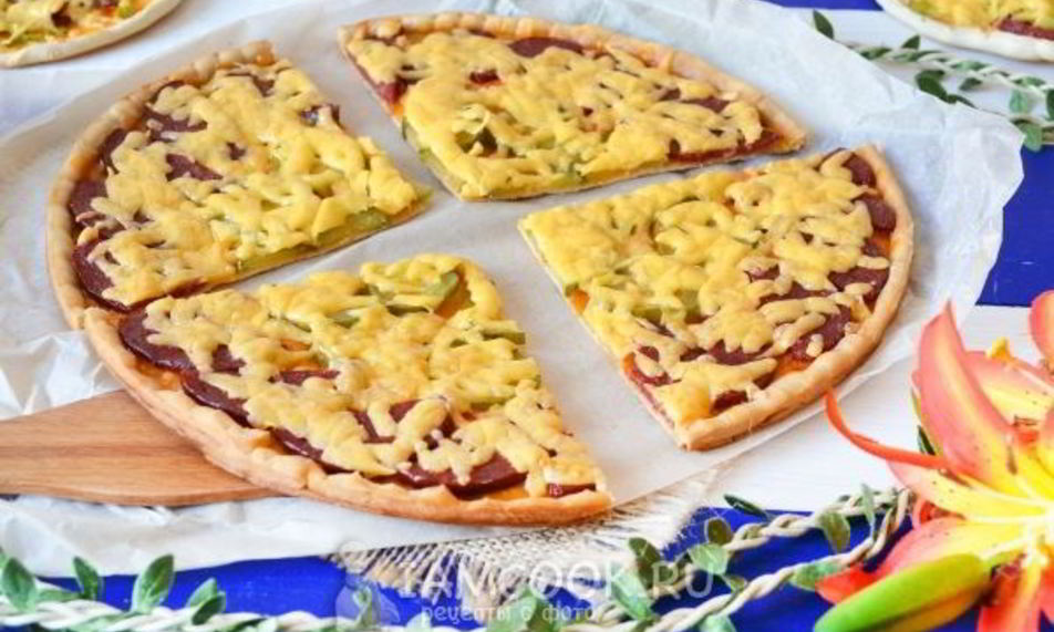 Рецепт пицца с солеными огурцами