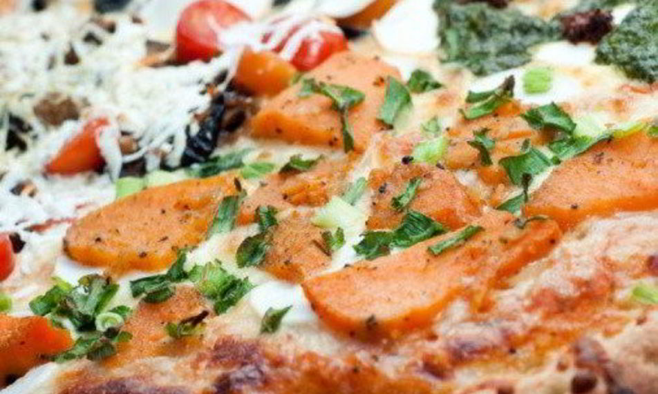 Рецепт пицца с тыквой и копченым салом