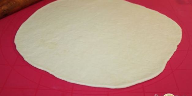 пицца с ветчиной