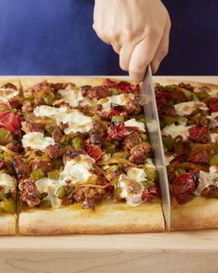 Пицца со свининой