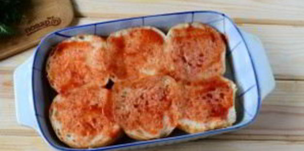 пицца в мягких булочках