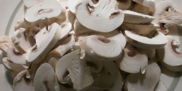 постная пицца с картофелем и грибами