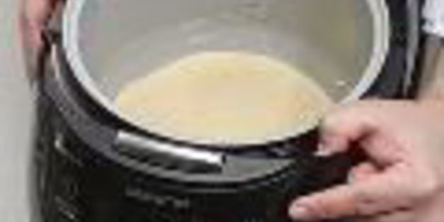 сладкая пицца с ананасами в мультиварке