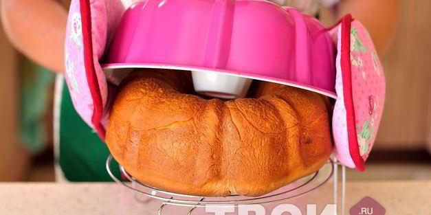 потица, словенский ореховый рулет