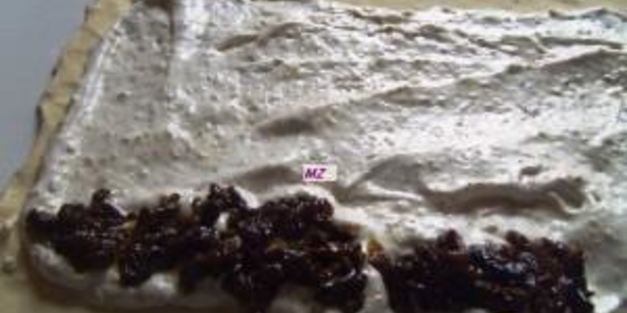 рулетик с черносливом