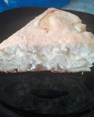 Шарлотка с яблоками