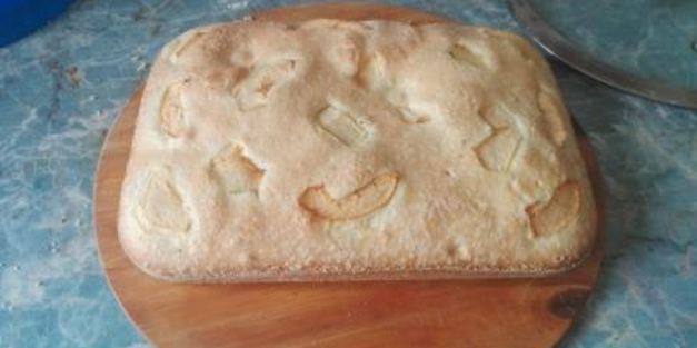 шарлотка с яблоками