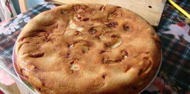 шарлотка яблочная