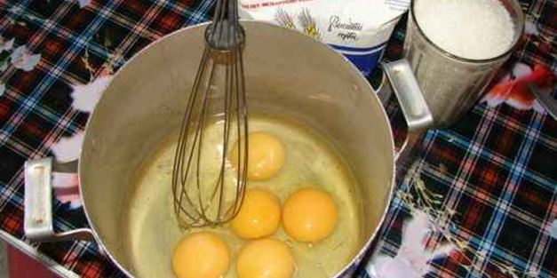 шарлотка яблочная