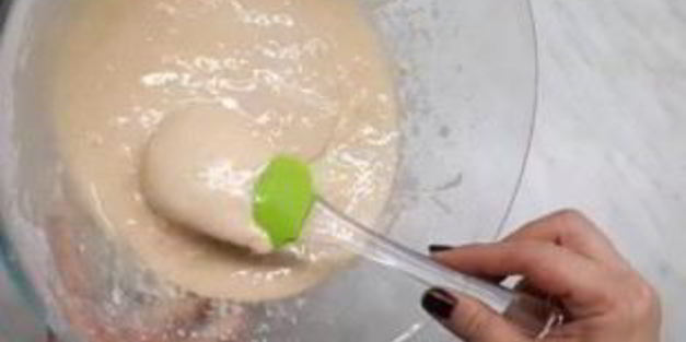 яблочная шарлотка