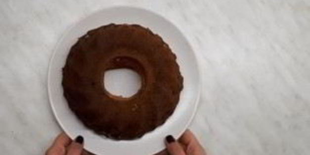 яблочная шарлотка