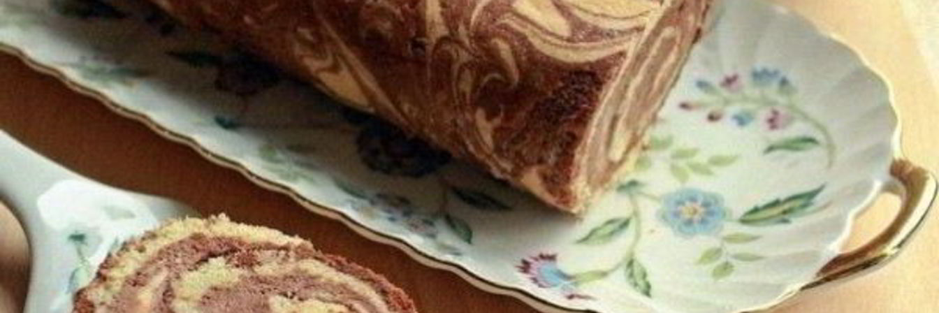 Шоколадно-банановый рулет