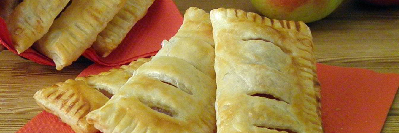 Слойки из слоеного бездрожжевого теста