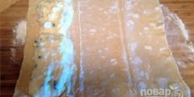 слойки из слоеного теста с творогом