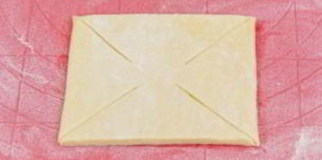 слойки с абрикосами