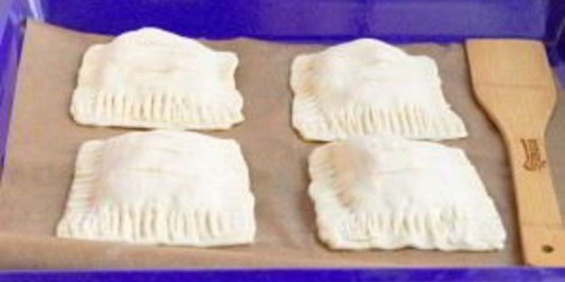 слойки с дыней и сыром