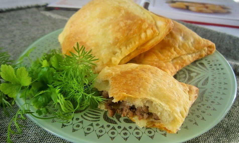 Рецепт слойки с мясом