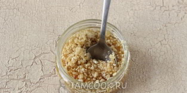 слойки с орехами