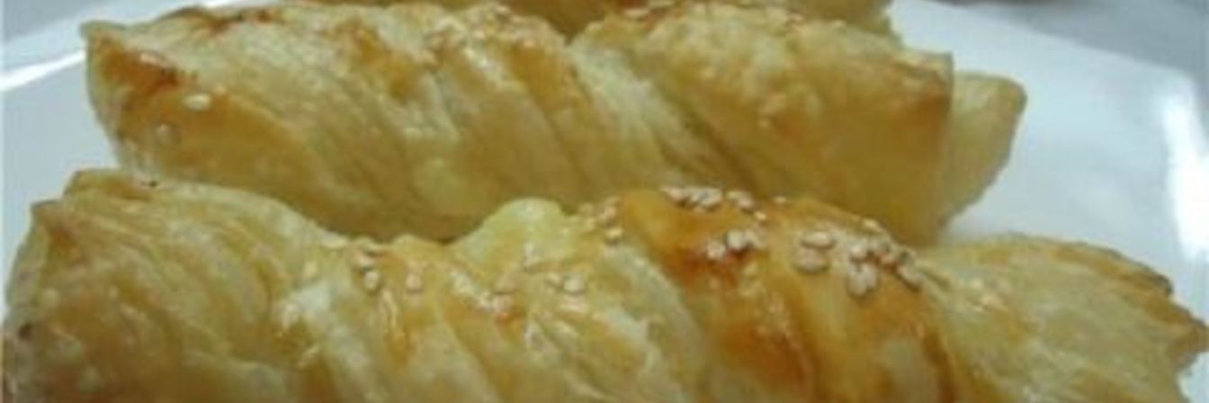 Слойки с сыром