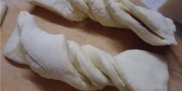 слойки с сыром