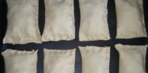 слойки с яблоками из слоеного теста