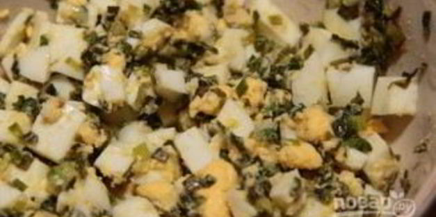 слойки с яйцом и луком