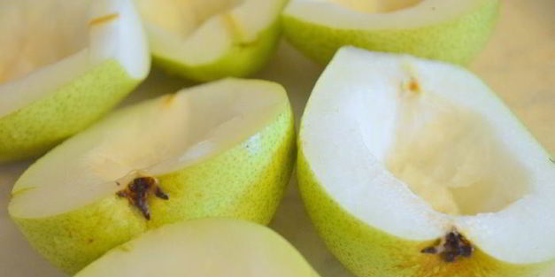 чудесный творожник с фаршированными грушами