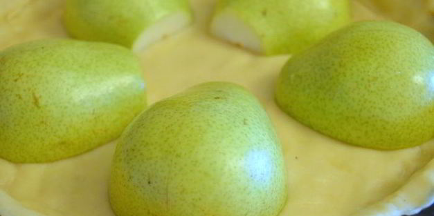 чудесный творожник с фаршированными грушами