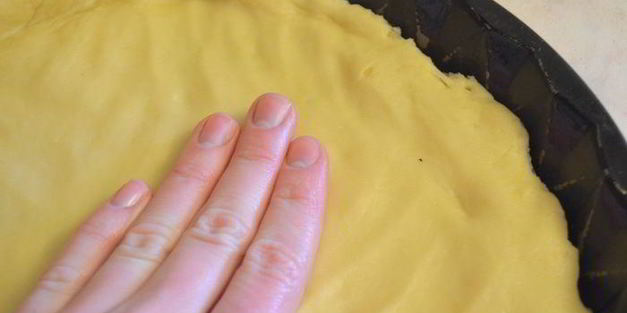 чудесный творожник с фаршированными грушами