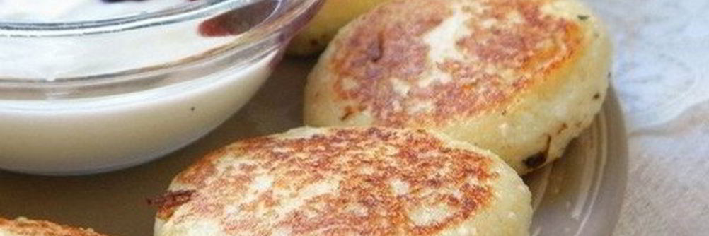 Полезные сырники с хлопьями