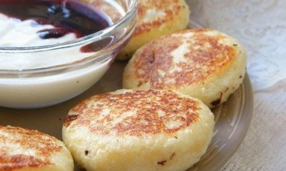 Рецепт полезные сырники с хлопьями