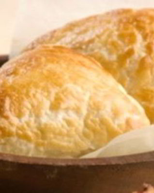 Сочни творожные на сдобном пресном тесте