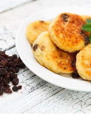 Сырники с изюмом