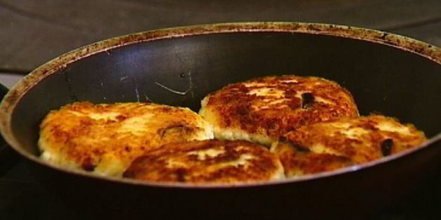 сырники с вишневым соусом