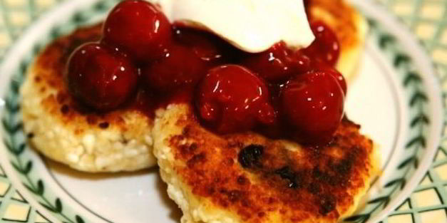 сырники с вишневым соусом