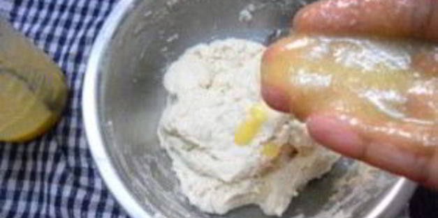 дрожжевое тесто на пиццу