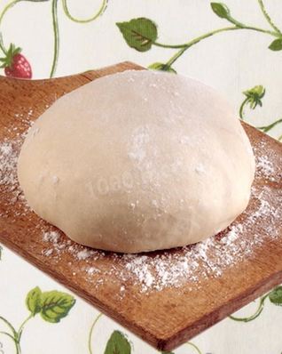 Дрожжевое тесто на сухом молоке с яйцом