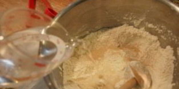 дрожжевое тесто на воде