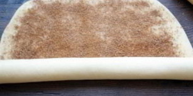 дрожжевое тесто с корицей