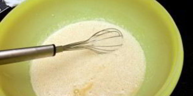 дрожжевое тесто с творогом