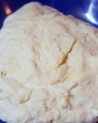 Тесто без дрожжей и яиц