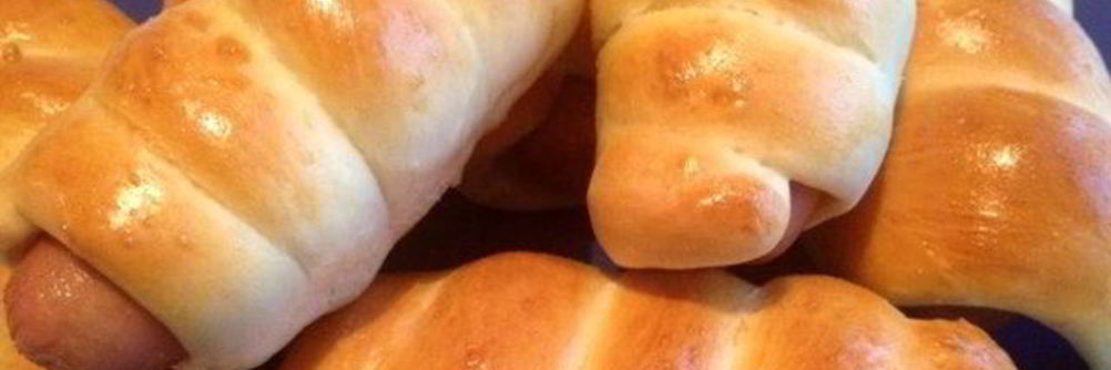 Тесто для пирожков с сосиской