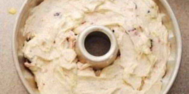 бисквит с замороженными ягодами